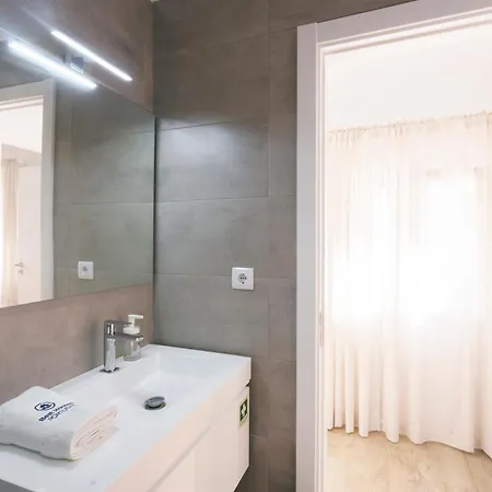 101 - Hut Spot Berlengas * Peniche