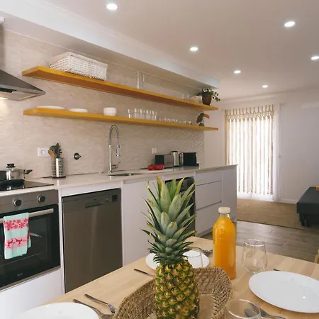 101 - Hut Spot Berlengas *